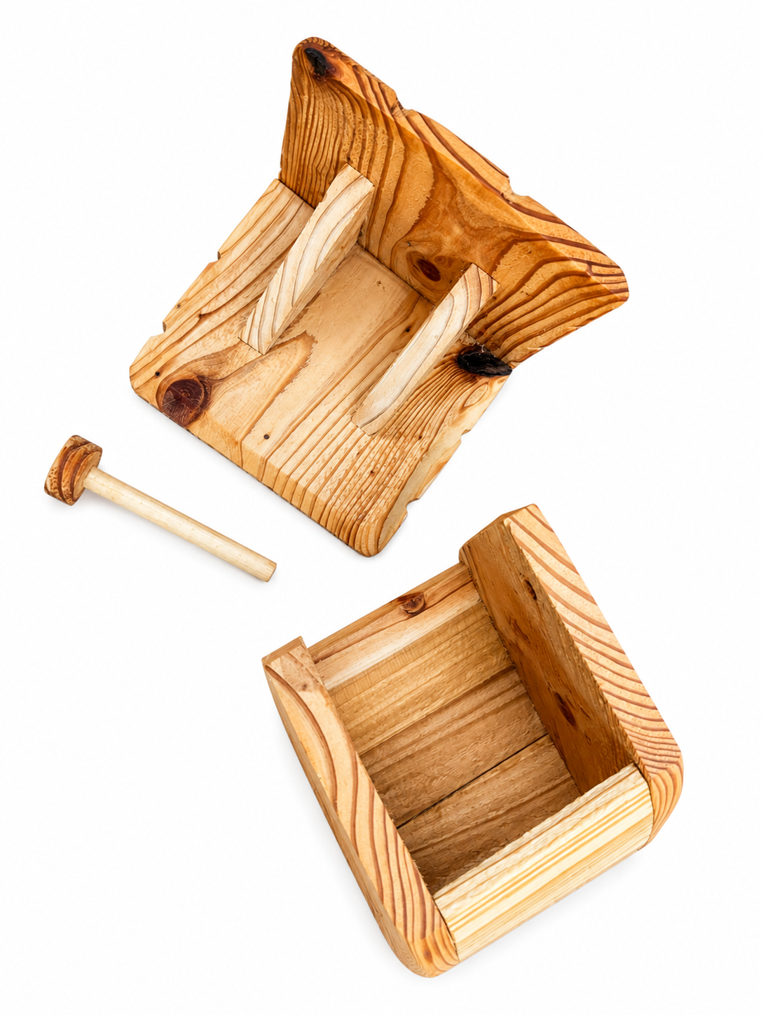 Rustic Acorn Bird home - Image 8